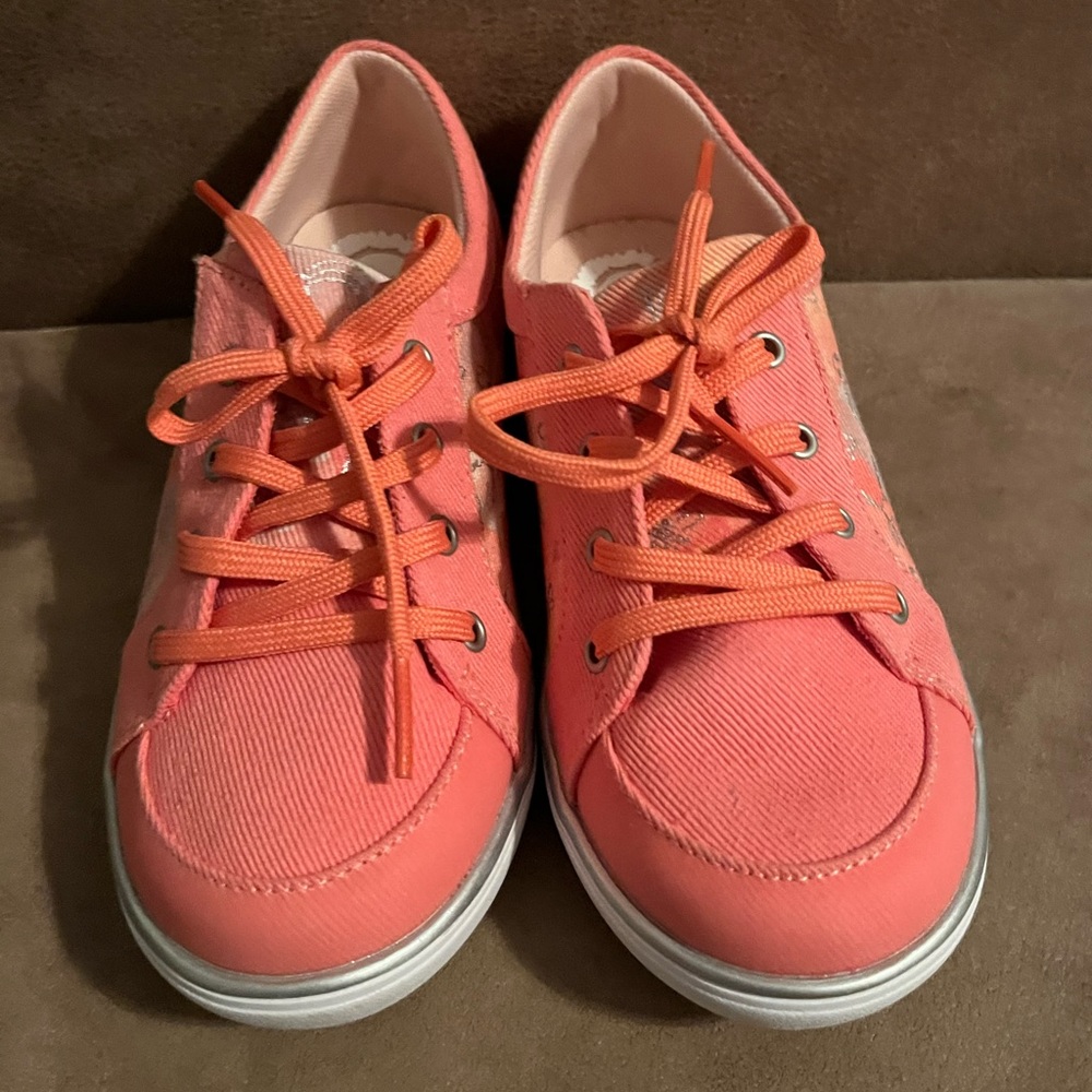 Like new Livie and Luca girls sneakers. Only worn once.